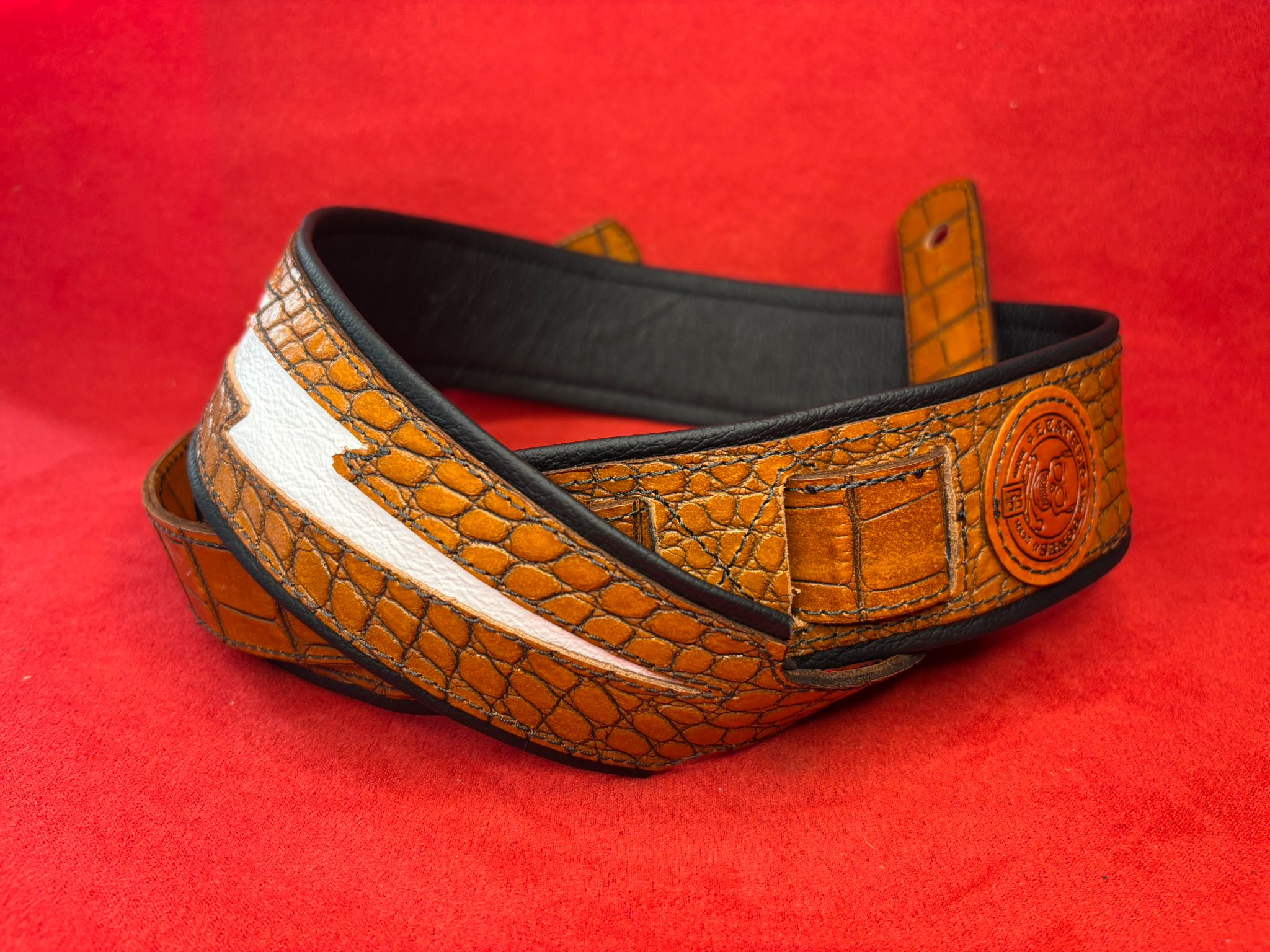 Leather Guitar Strap Thunderstruck